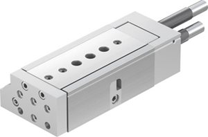 22AP2F20.jpg