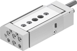 22AP076D.jpg