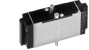 P571_400.jpg